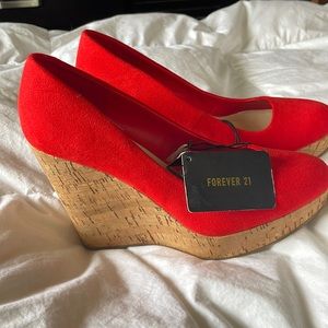Red wedges